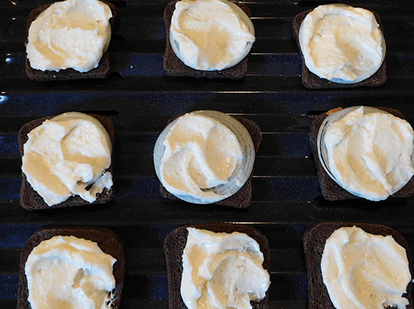 Pumpernickel Onion Toasties ready to cook